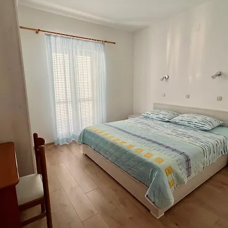 Emilija Apartament *