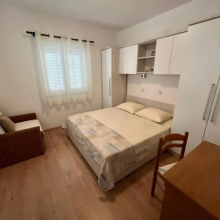 Apartament Emilija Supetarska Draga