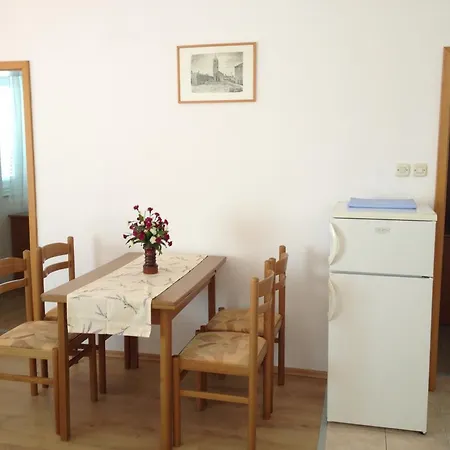 Apartament Emilija Supetarska Draga