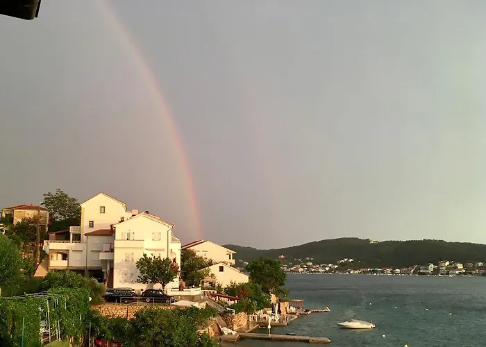 Emilija Appartamento Supetarska Draga